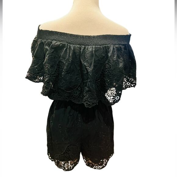 Abercrombie Fitch Black Lace Eyelet Off Shoulder Polyester Romper Size S - Picture 5 of 7